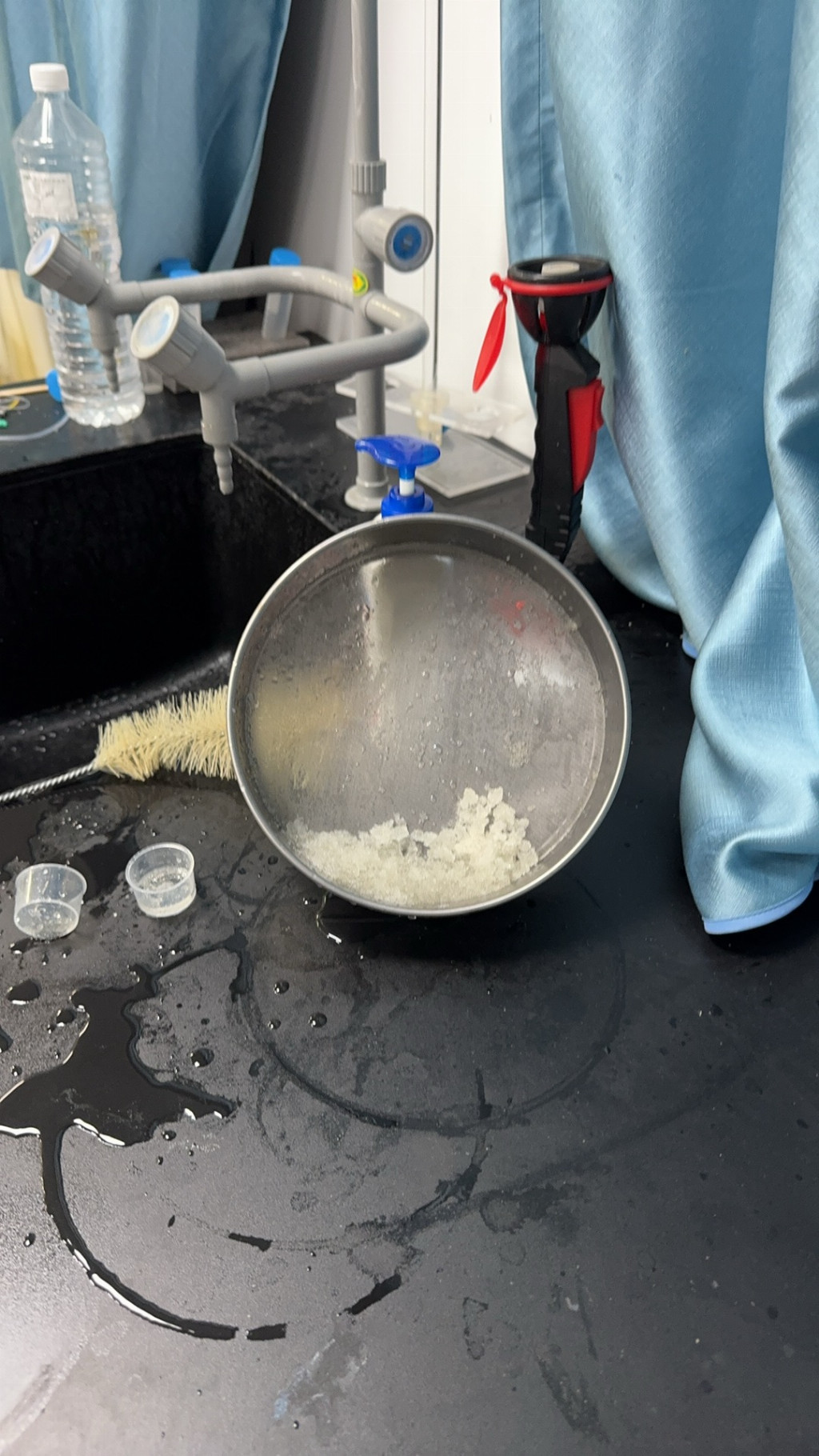 合肥工业大学探测者团队突破新能源汽车电池火灾防治核心技术